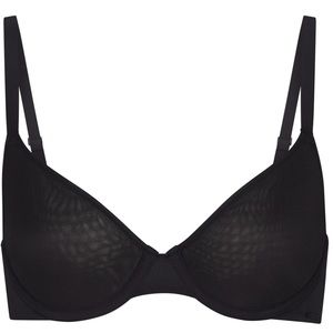 SKIMS no show unlined demi bra size 38B. New with tag